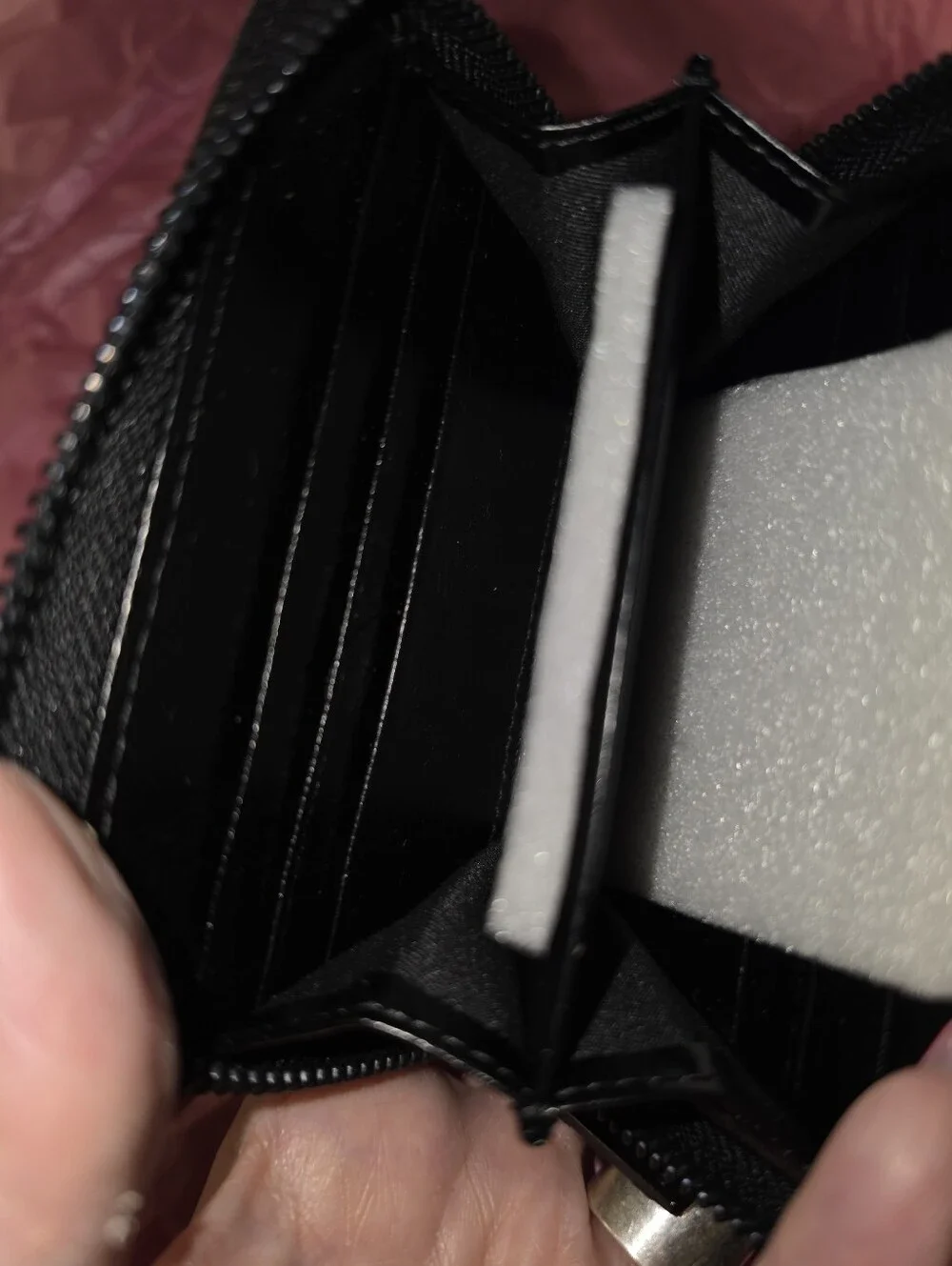 NWOT Off-White Jitney 